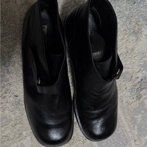 Liz Cole Black Leather Ankle Boots